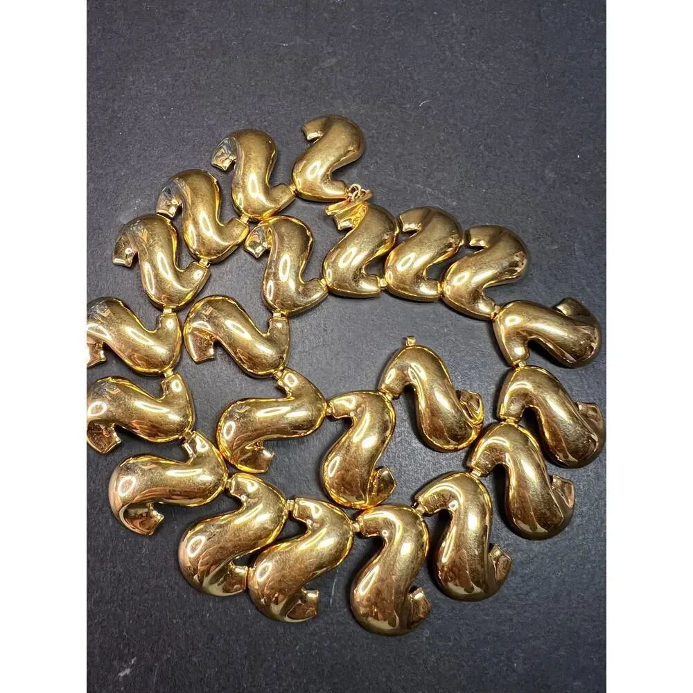 Vintage MCM Napier Gold-Tone Sculptural S-Link Statement Necklace, Signed - Picture 4 of 13